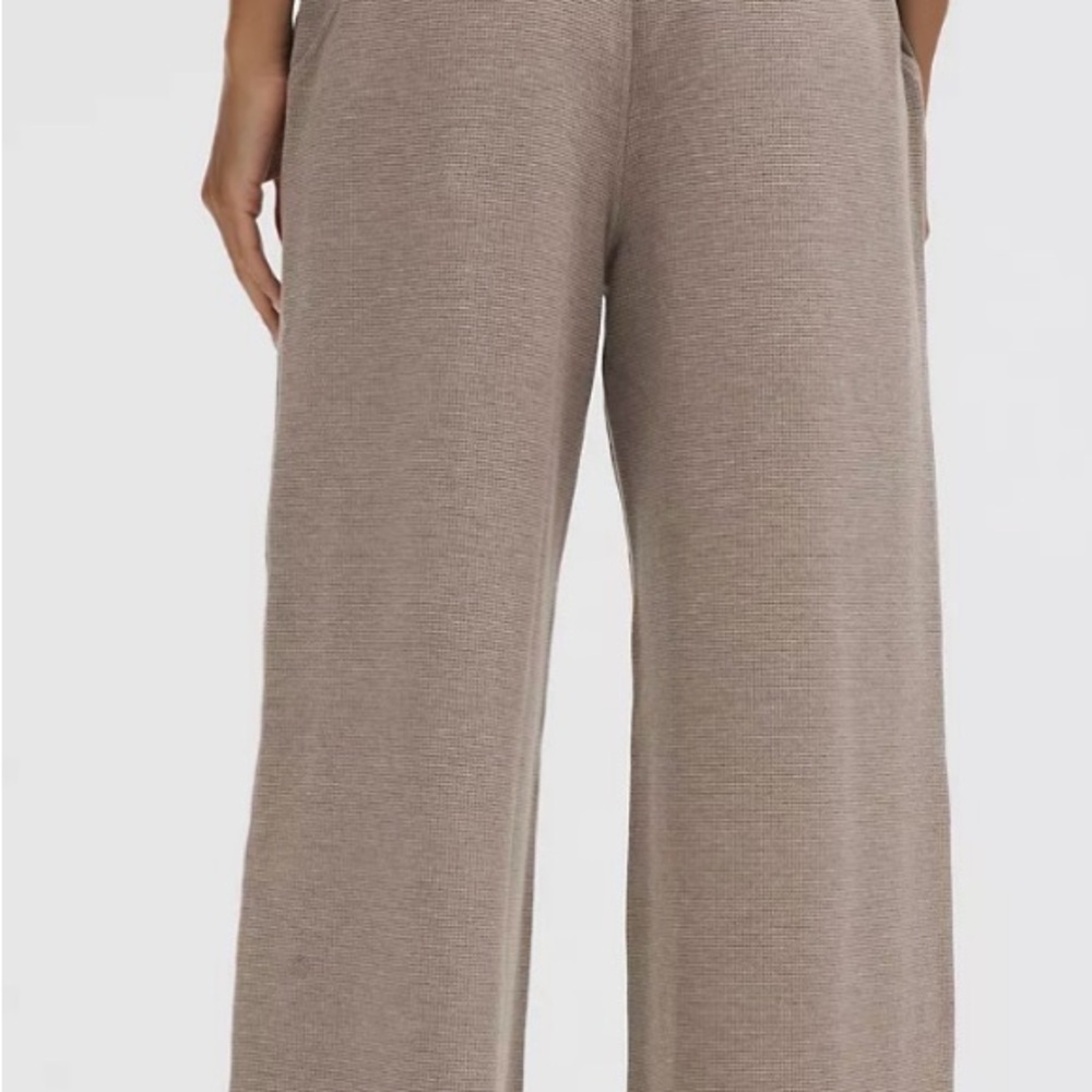 lululemon Scuba waffle Mid Rise Wide-Leg Pant & Jacket - Picture 14 of 16
